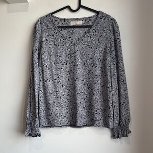 Cream Womens Navy and White Paisley Blouse